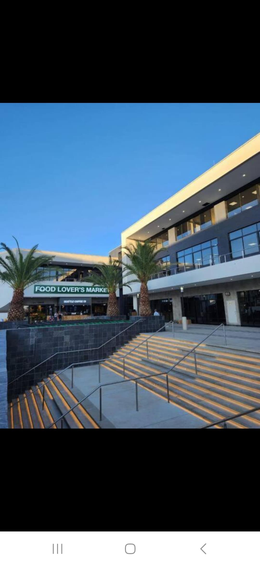 Building in city center
